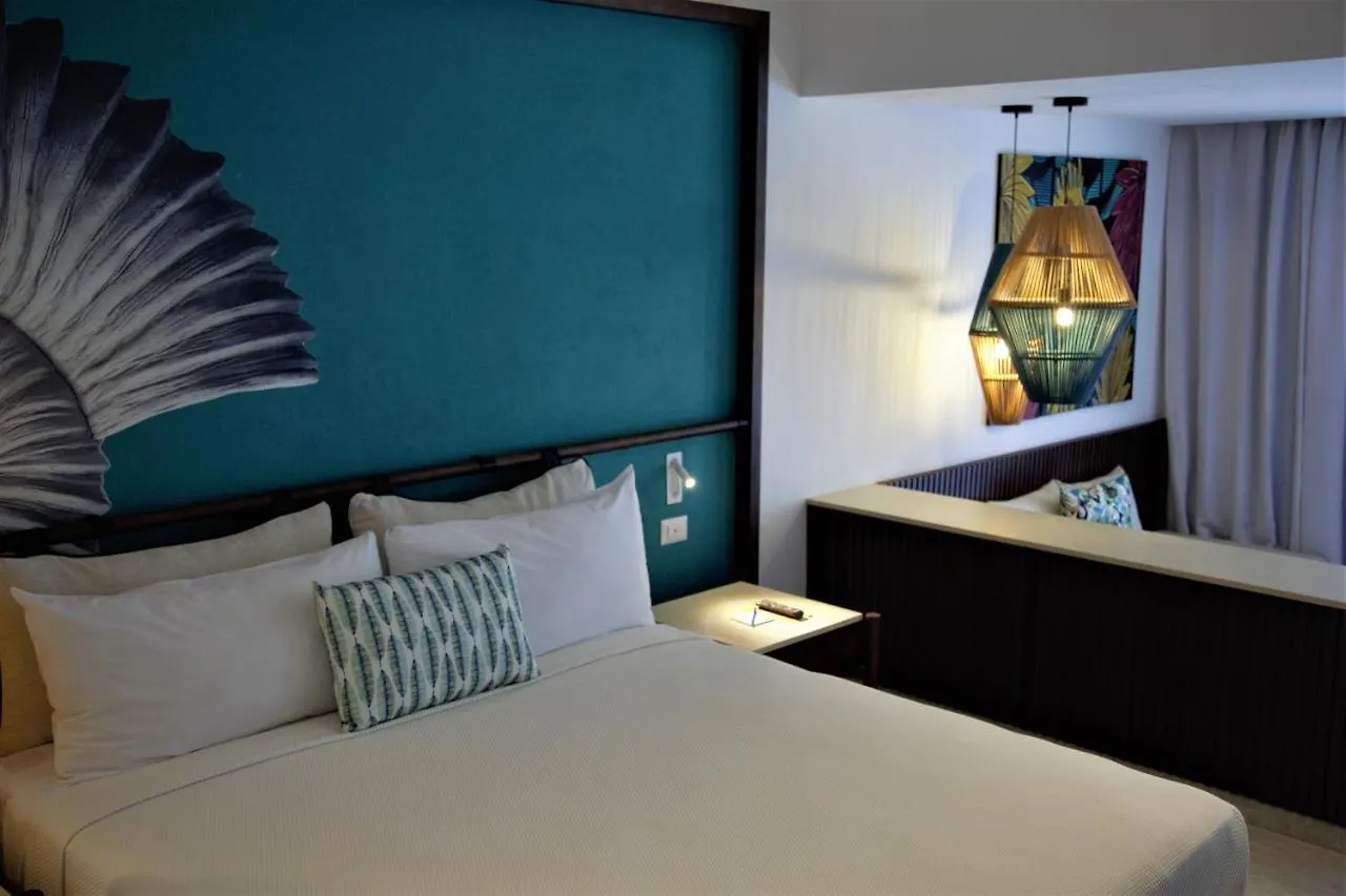 Caribe Deluxe Princess Punta Cana 5*,